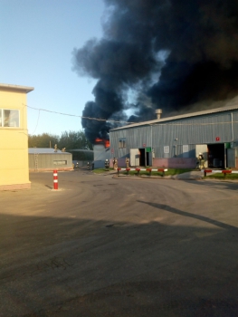 Пожар на складе в Южном промузле Рязани локализовали